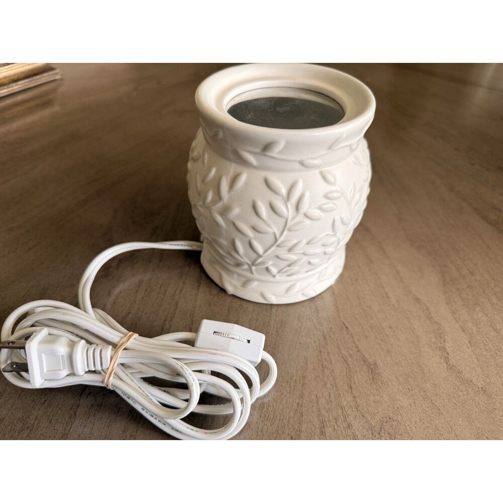 Yankee Candle Ceramic White Leaf & Vine Electric Room Fragrancer Base #19-00046
